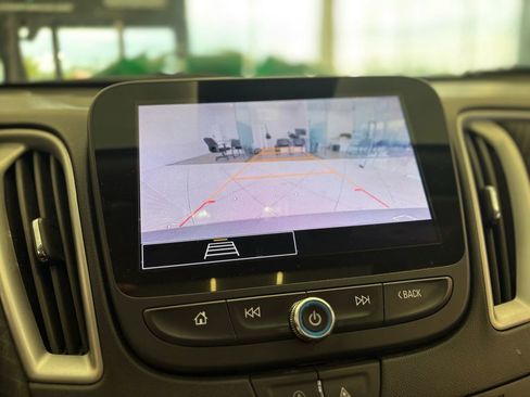 Used 2023 Chevrolet Malibu LT FWD image 33