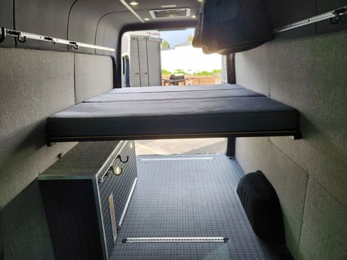 Used 2022 Mercedes-Benz Sprinter 2500 image 17