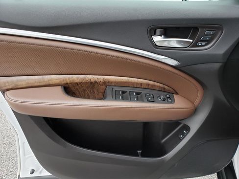 Used 2020 Acura MDX SH-AWD w/Technology Pkg image 9