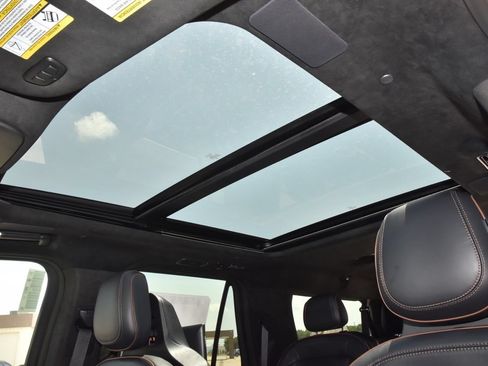 New 2027 Lincoln Navigator L Black Label AWD/4WD image 37
