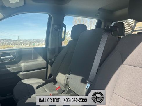 Used 2025 Chevrolet Silverado 3500 W/T image 19