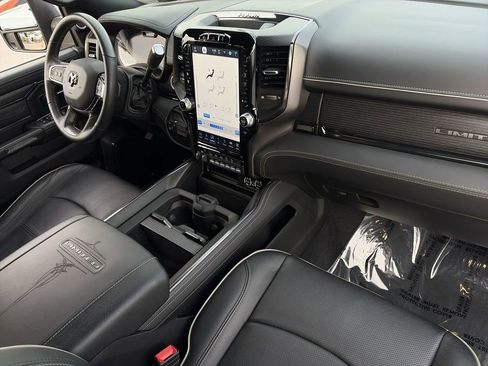 Used 2024 RAM 3500 Limited AWD/4WD image 22