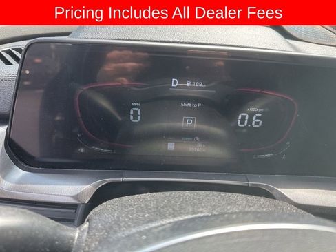 Used 2023 Kia Telluride S w/ S Sunroof Package FWD image 17