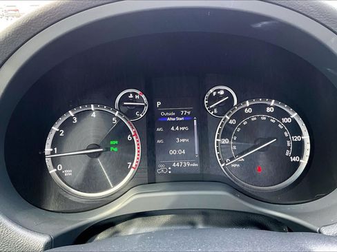 Used 2020 Lexus GX 460 Luxury w/ Accessory Package AWD/4WD image 26
