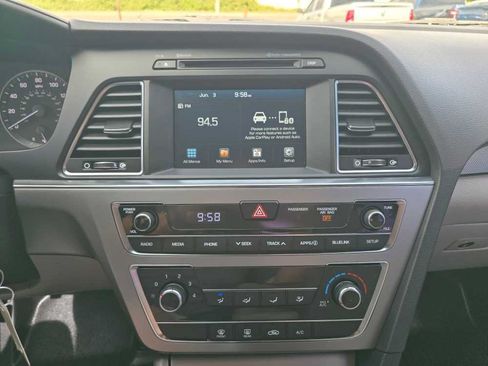 Used 2017 Hyundai Sonata Sport FWD image 12