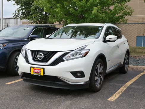Used 2016 Nissan Murano Platinum AWD/4WD image 3