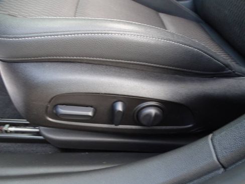 Used 2019 Buick Regal Preferred w/ Driver Confidence Package I FWD image 14