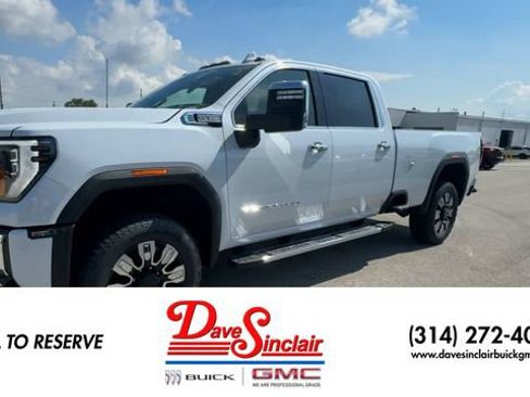 New 2026 GMC Sierra 3500 Denali AWD/4WD image 4