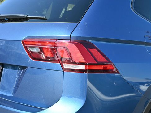 Used 2019 Volkswagen Tiguan S AWD/4WD image 21