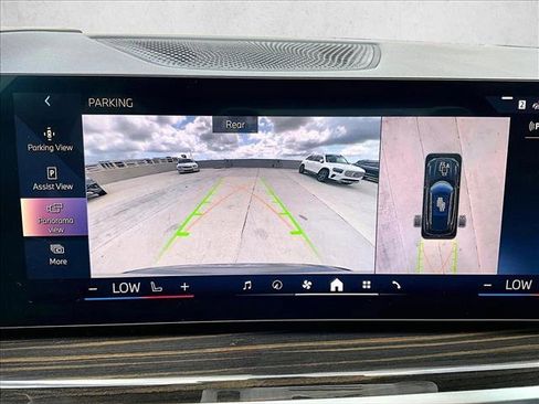 Used 2026 BMW X5 sDrive40i RWD image 23