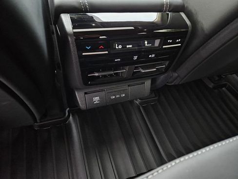 Used 2025 Acura MDX w/ Technology Package image 14