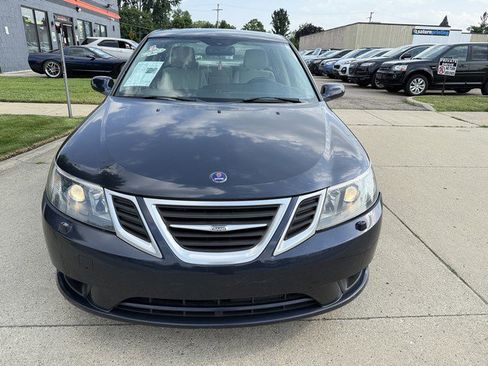 Used 2008 Saab 9-3 2.0T w/ Moonroof Package image 2