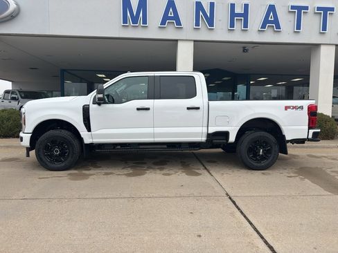 New 2026 Ford F350 4x4 Crew Cab Super Duty image 4