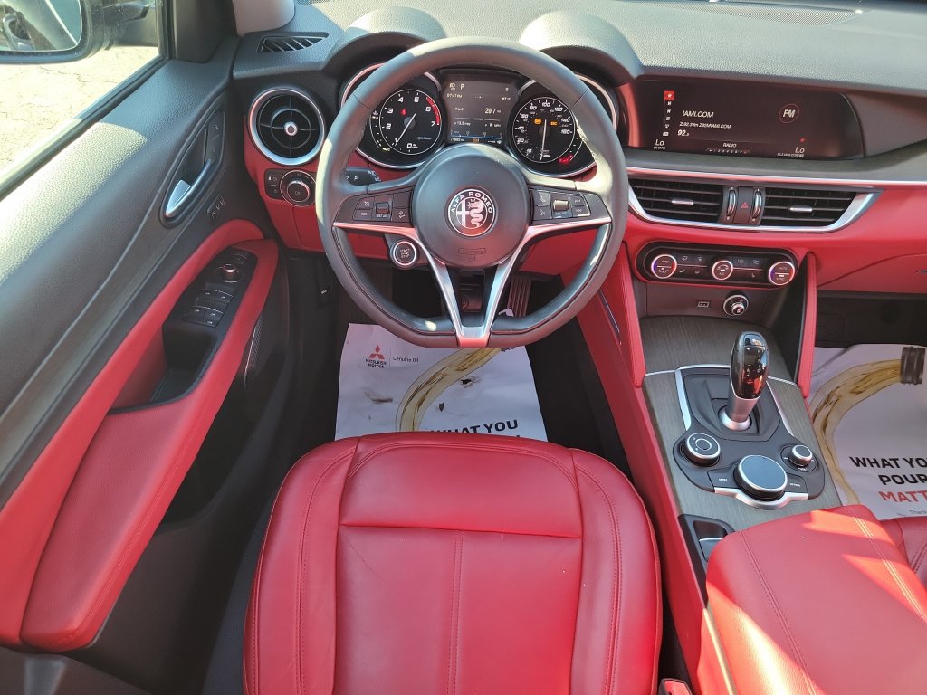 Used 2019 Alfa Romeo Stelvio Ti AWD/4WD image 18