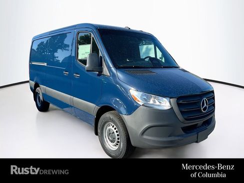 New 2025 Mercedes-Benz Sprinter 2500 image 1