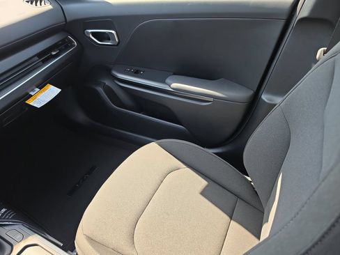 New 2026 Kia K4 FWD image 14