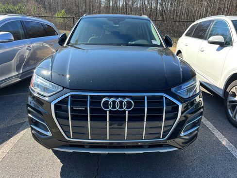 Used 2021 Audi Q5 Premium w/ Convenience Package image 2