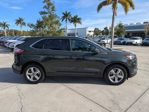 Used 2022 Ford Edge SEL w/ Convenience Package image 3