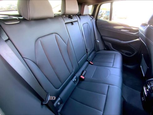 Certified 2024 BMW X4 M40i w/ Premium Package image 20