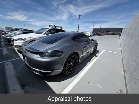 Certified 2025 Porsche 718 Cayman S RWD image 5