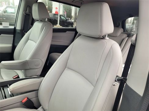 Certified 2023 Honda Odyssey EX-L image 14