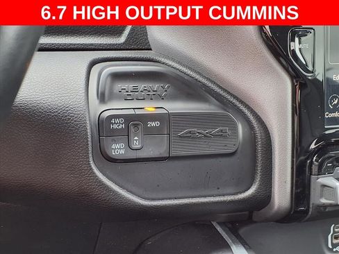 Used 2024 RAM 3500 Big Horn w/ Sport Appearance Package image 14