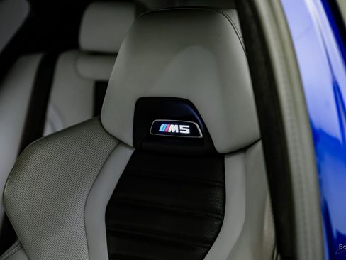 Used 2023 BMW M5 w/ Competition Package image 38