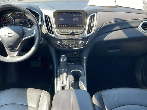 Used 2021 Chevrolet Equinox Premier w/ LPO, Hit The Road Package image 15