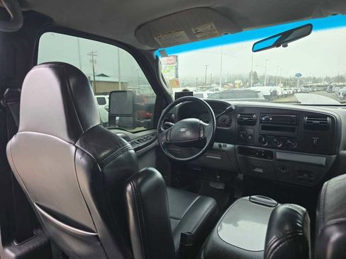 Used 2005 Ford F250 XL AWD/4WD image 11