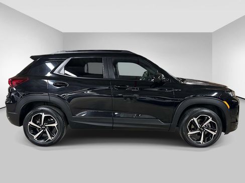 Used 2023 Chevrolet TrailBlazer RS w/ Sun and Liftgate Package AWD/4WD image 6
