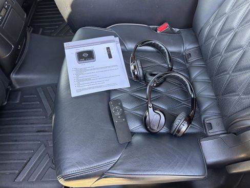 Used 2022 Nissan Armada Platinum w/ Captain's Chairs Package image 25