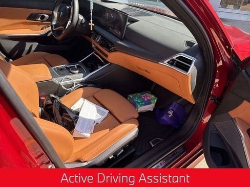 Used 2025 BMW 330i Sedan w/ M Sport Package image 31