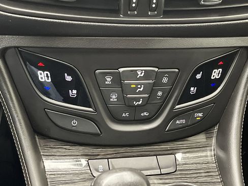 Used 2017 Buick Envision Premium w/ Driver Confidence Package image 20