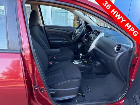 Used 2018 Nissan Versa SV image 26