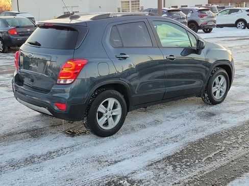 Used 2021 Chevrolet Trax LT w/ Driver Confidence Package image 3
