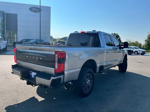 Used 2024 Ford F250 Limited w/ FX4 Off-Road Package AWD/4WD image 5