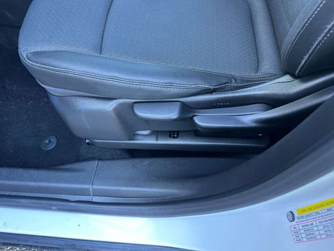 Used 2025 Buick Encore GX Preferred image 23