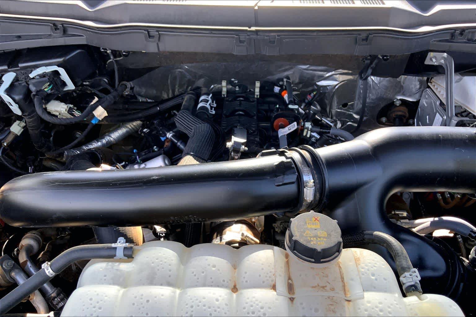Used 2025 Ford F150 Lariat w/ Equipment Group 501A Mid AWD/4WD image 32