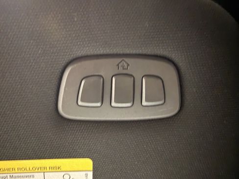 Used 2023 Ford F150 Lariat w/ Equipment Group 502A High image 59