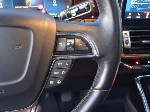 Used 2023 Lincoln Navigator Reserve w/ Monochromatic Package AWD/4WD image 19