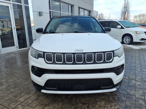 Used 2022 Jeep Compass Limited w/ Elite Group image 3