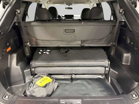 Used 2023 Mitsubishi Outlander SE AWD/4WD image 8