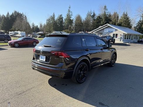 Used 2022 Volkswagen Tiguan SE R-Line image 5