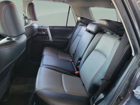 Used 2018 Toyota 4Runner SR5 image 9