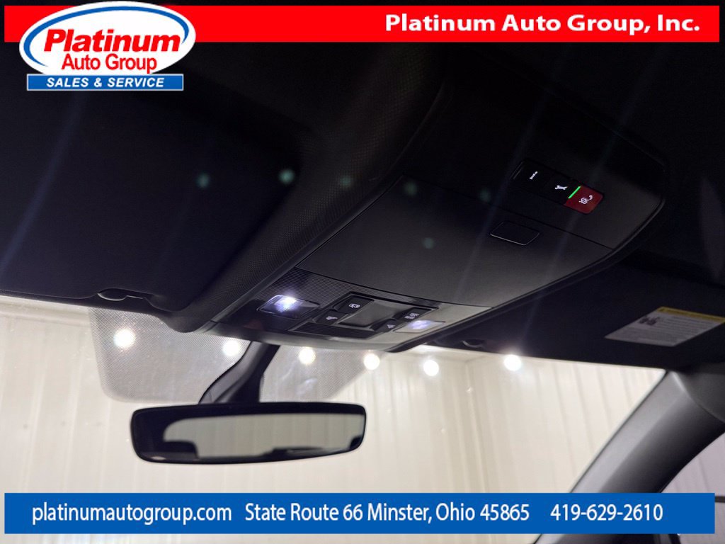 Used 2021 Volkswagen Atlas Cross Sport SE AWD/4WD image 24