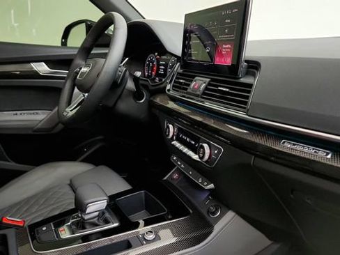 Used 2025 Audi SQ5 Premium Plus AWD/4WD image 36
