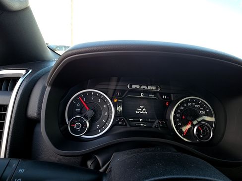 New 2026 RAM 1500 Big Horn AWD/4WD image 14