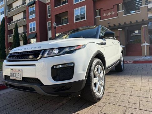 Used 2017 Land Rover Range Rover Evoque SE Premium AWD/4WD image 3