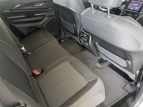 New 2026 Jeep Grand Cherokee Laredo RWD image 19