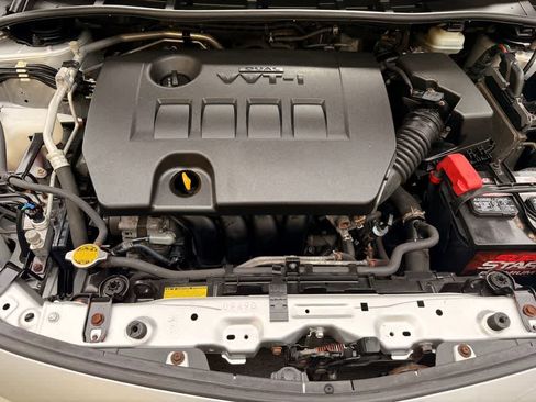 Used 2012 Toyota Corolla LE FWD image 9